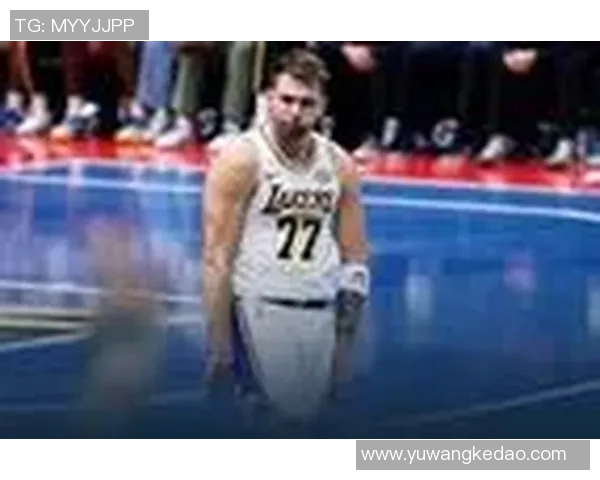 布鲁克洛佩斯：从NBA巨星到篮球战术的变革者与领军人物